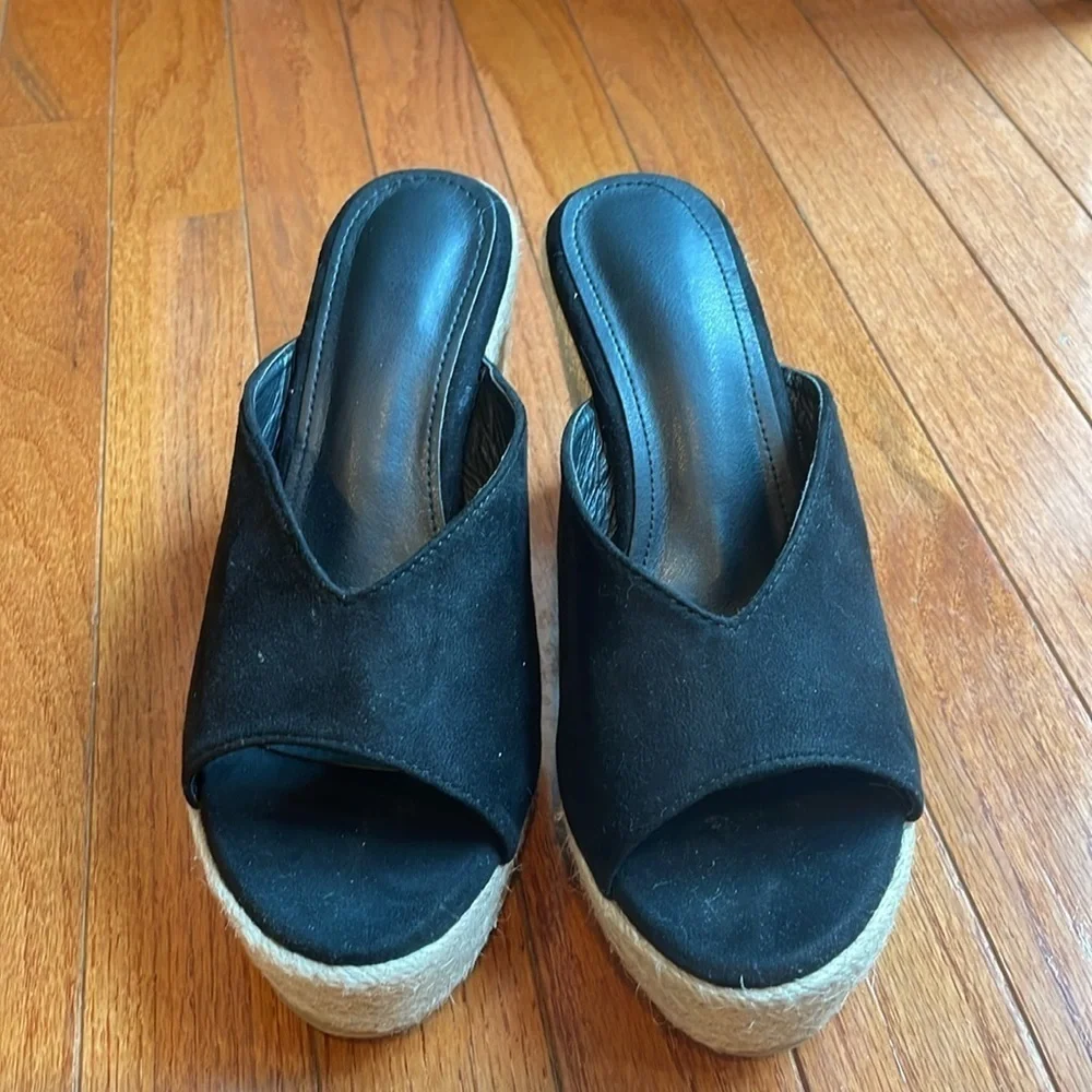 🍰 black vegan slip on espadrille wedges